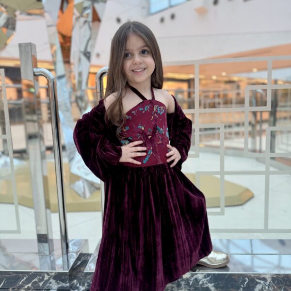 Burgundy Dara3a kids